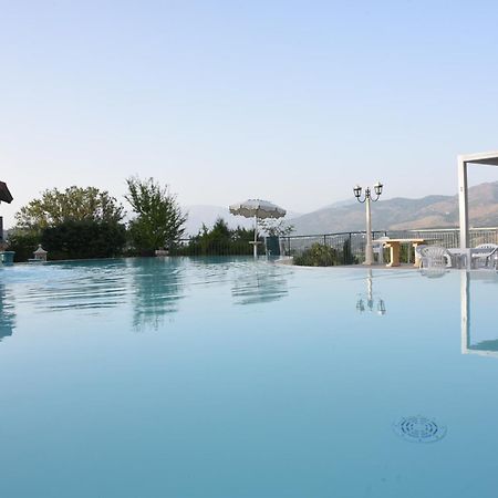 Bosco D'Olmi Country House Sant'Andrea del Garigliano Екстер'єр фото