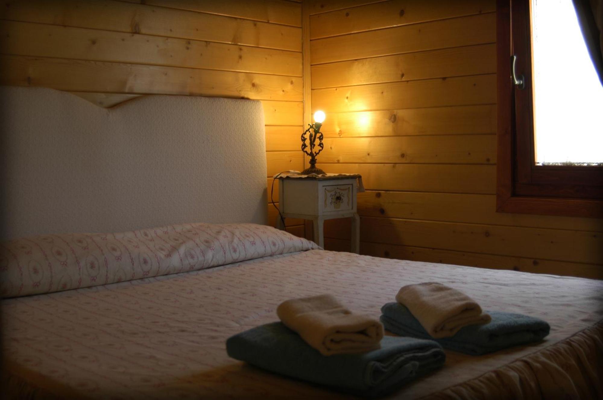 Bosco D'Olmi Country House Sant'Andrea del Garigliano Екстер'єр фото