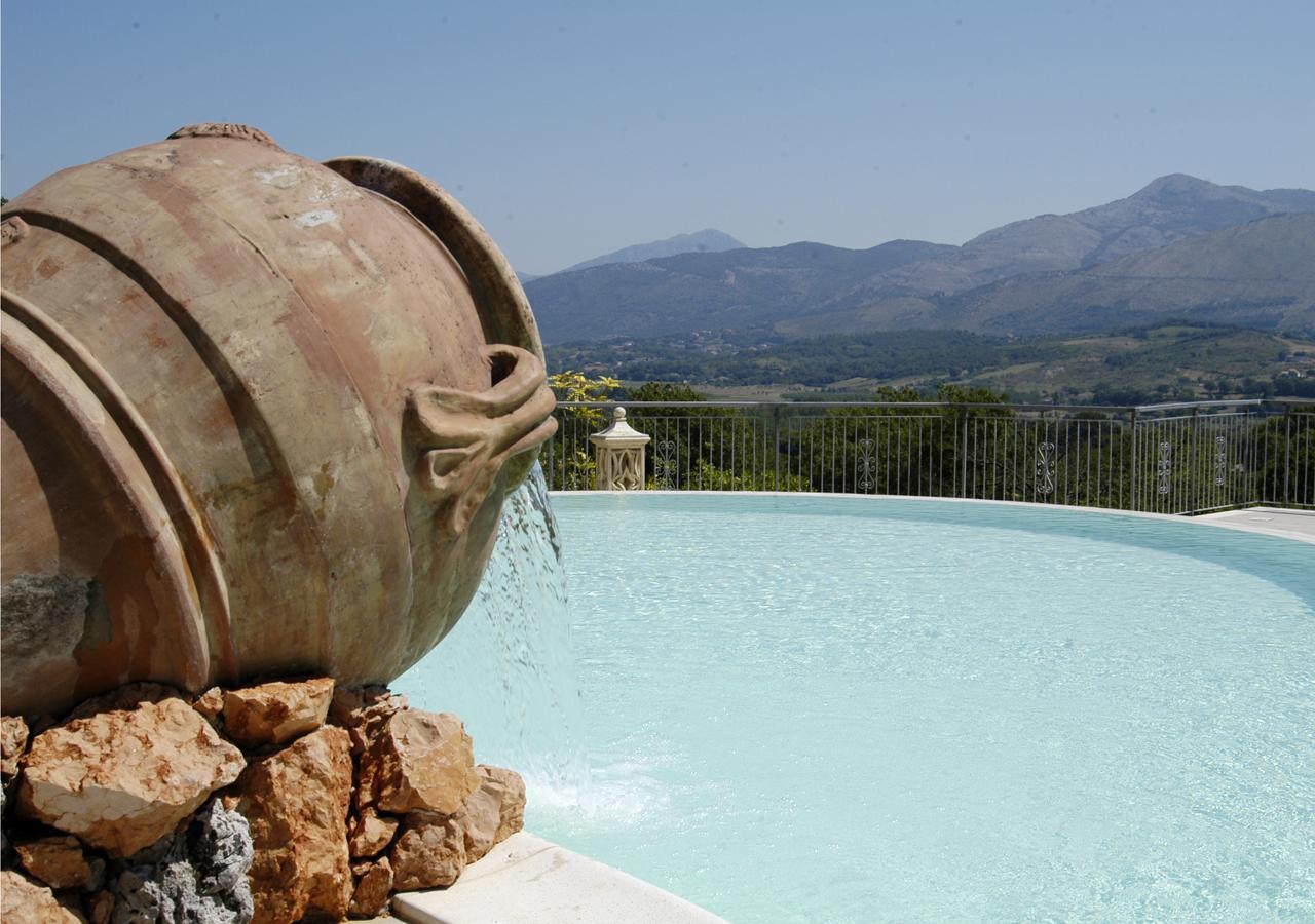 Bosco D'Olmi Country House Sant'Andrea del Garigliano Екстер'єр фото